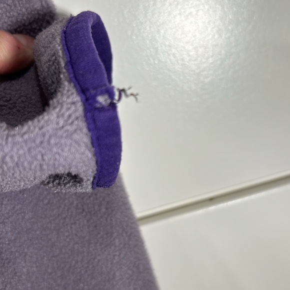 Patagonia Synchilla T Snap Fleece 1/4 Button Pullover Sweater Sz Small Purple - Picture 4 of 5